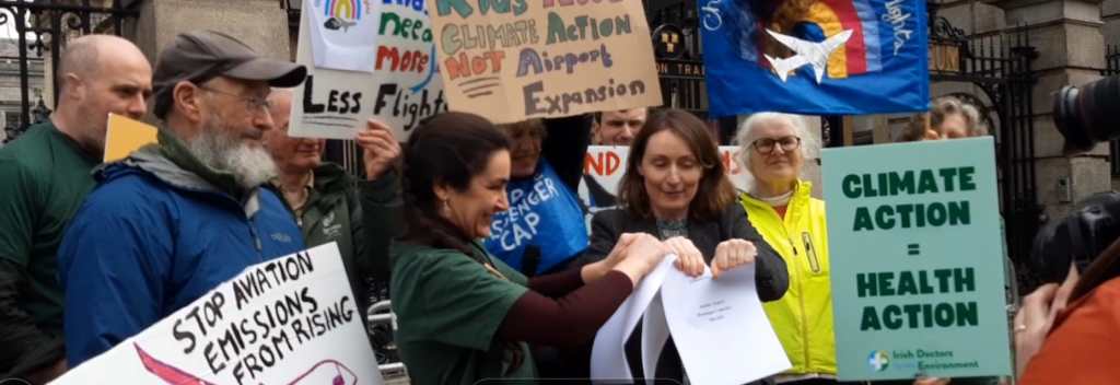 Protest of Government Bill to scrap the Dublin Airport passenger cap.